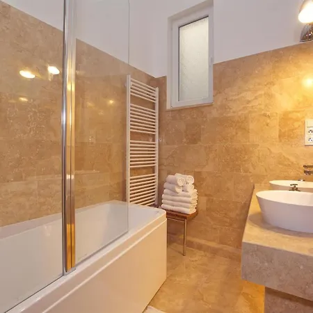 The Stoned Loft-budapest Apartment Budapest